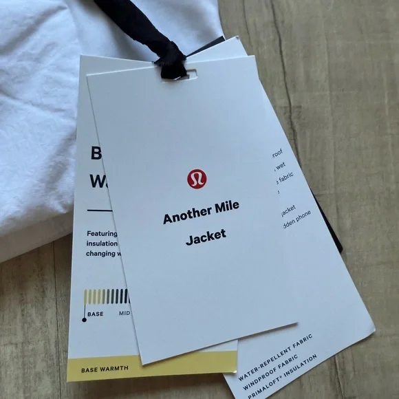 Lululemon Another Mile Jacket - Picture 13 of 16